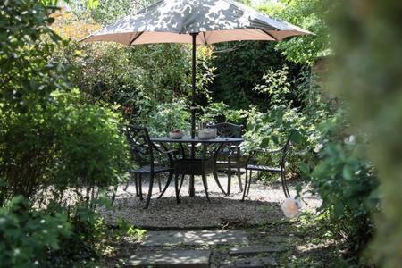 Two Rose Walk Cottage Cotswolds Moreton-in-Marsh Zewnętrze zdjęcie